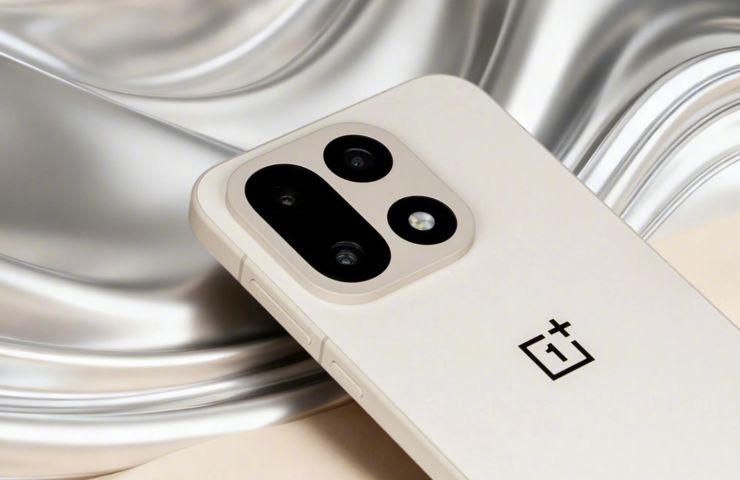 OnePlus 15 выйдет в конце октября