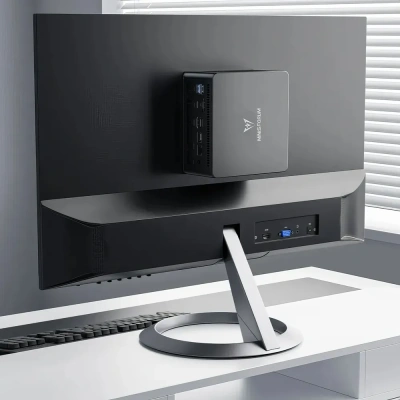 Мини ПК Minisforum UM880 Pro AMD Ryzen 7 8845HS 32GB/1TB Черный