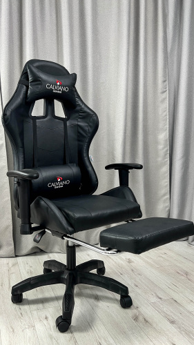 Игровое геймерское кресло Calviano 1585 Черный, с подножкой